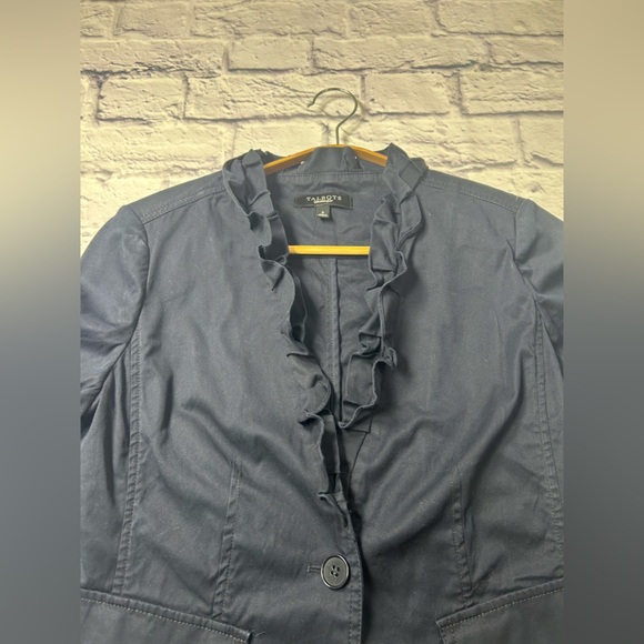 Talbots Preppy Navy Ruffled Blazer. Size 6. - Picture 4 of 8